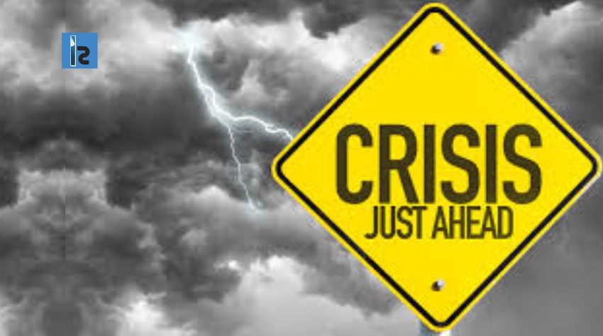 Early Indicators to Predict the Economic Crisis | Insights Success